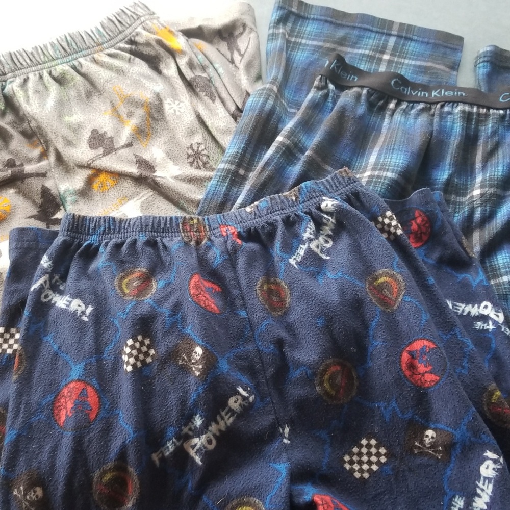 Boys Pajama Bundle with 2 Shirts Calvin Klein